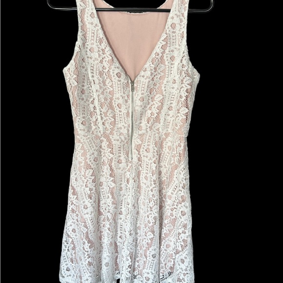 Speechless - Picture 2 of 2